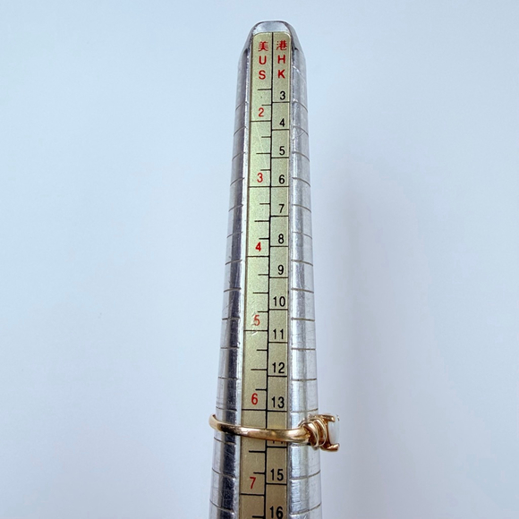 10K Solid Yellow Gold Plumb Milky White Real Opal & Diamond Heart Vintage Ring - Picture 8 of 11